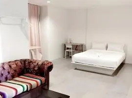 Mitr Inn Sukhumvit Soi 2 - มิตร อินน์ สุขุมวิท ซอย 2 BTS Nana