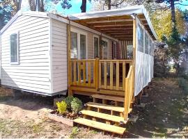 Bungalow avec piscine partag&eacute;e &agrave; Saint-Jean-de-Monts 36 m&sup2;，位于圣让-德蒙的简易别墅