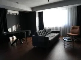 Flat 6 - Luxury Designer Apartment