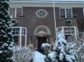 Deventer Heritage en Boutique B&B, museumhuis "De Worp", het huis met de theekoepel, logeren in authentiek historisch erfgoed