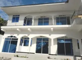 G's Apartments and Café Bar