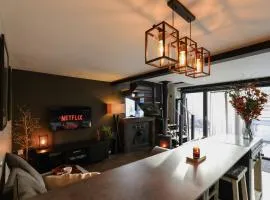 The Cosy by Birch Stays