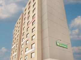 Nacional Inn Palmas，位于帕尔马斯的酒店