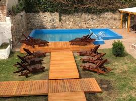 Hotel Novelty，位于拉法尔达的酒店