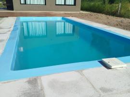 Casa a estrenar En Trapiche - Pileta privada，位于特拉皮奇的酒店