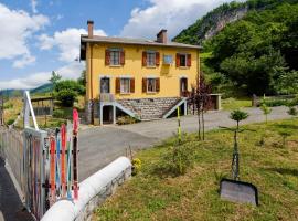 Gitê Casa Rural El Ambigú，位于Urdos的酒店