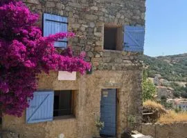 CASA MIA - Maison et chambres à louer à Corbara