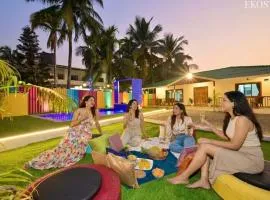 EKOSTAY - Blue Door Villa