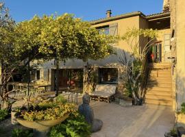 La Maison，位于莱旺的酒店