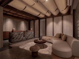 The Cara Hotel，位于哥打京那巴鲁的酒店