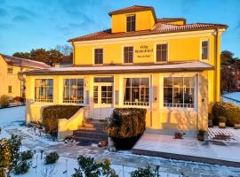 Hotel Villa Wahnfried Thiessow，位于蒂索的酒店