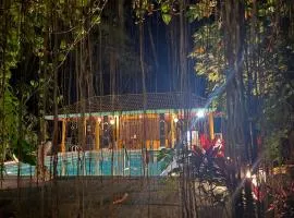 Baan Rim Tarn B&B