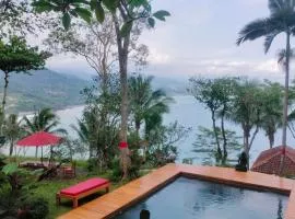 VILLA GAMRANG di PELABUHAN RATU