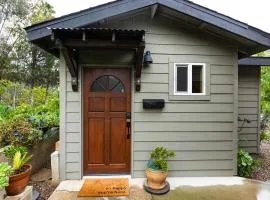 Sip, Golf and Unwind Couples Retreat in Fallbrook