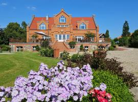 Herrenhaus Darbein，位于Dargun的酒店