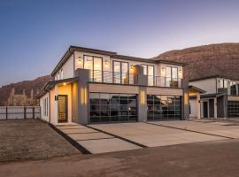Modern Luxury at Copper View Moab，位于摩押的酒店