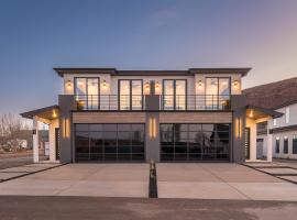 New Modern Luxury at Copper View Moab，位于摩押的酒店