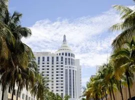 洛伊斯迈阿密海滩酒店 