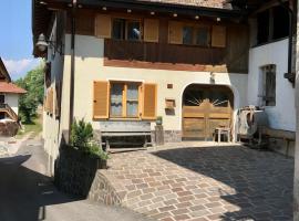 Casa Rita Roen - Ruffrè-Mendola，位于罗恩佐的酒店