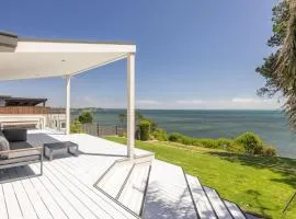 Cliff Top Retreat