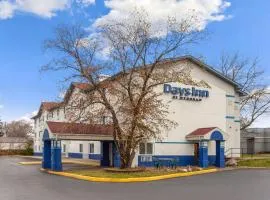 Days Inn by Wyndham Waukegan