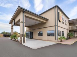 西梅肯速8酒店，位于梅肯的酒店