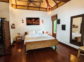 Private Balinese Bungalow for 2 - Shared pool - Koh Samui