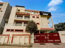 Super Townhouse Gomti Nagar Sector 1 Formerly The Gahmar Inn
