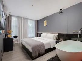 香蕉Fun酒店福田口岸上沙地铁站店