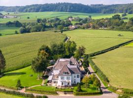 因克尔休斯酒店，位于埃彭的酒店