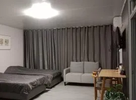 Popular Muang Thong Thani Condo, Building T9, Floor 8, Room 13