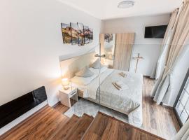 Apartm&aacute;n Helena 15 a Helena 21 Hrabovo，位于鲁容贝罗克的海滩酒店