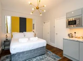 Staycoastal Linden Hotel King Deluxe Suite 6