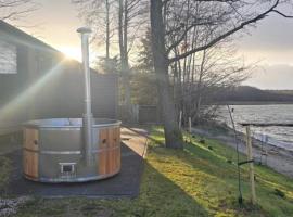 Domki Dollar -Plaża Nowe Guty，位于新古提的酒店