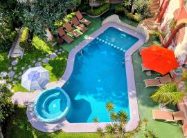 Hotel Cuellar，位于图拉德阿连德的酒店