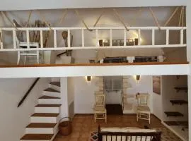 Mattinata, antico pianoterra ristrutturato in pieno centro storico