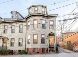 Luxury Boutique Townhouse in the Heart of Halifax