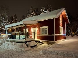 Backes Lillstuga，位于博伦厄的带停车场的酒店