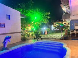Casas de Temporada Condomínio Lene Andrade，位于瓦伦萨的酒店