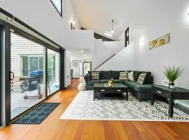 Manor creek Vacation Getaway Navy Family House