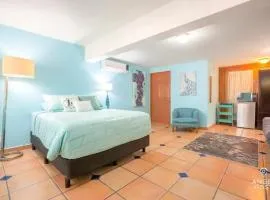 Great cozy place near Malecón