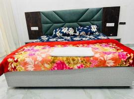 SPOT ON Hotel Agastya，位于Etāwah的酒店