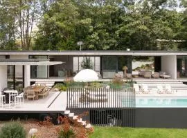 Latitude 156 - Elevated Luxury Overlooking the Greens