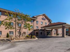 堪萨斯城利斯萨米特康福特茵酒店，位于利斯萨米特的酒店