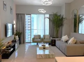 Boulevard Sea View Luxury 1 BR Next Dubai Mall