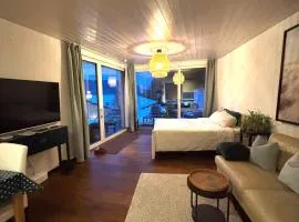 Luxury Studio, Hillside View in Mettau,