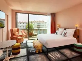 里昂妈妈住房酒店