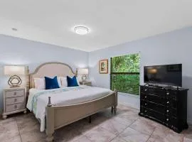 Le Monaco Condo at Olde Naples