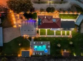 A Ponte Studios & Apartments