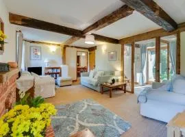 4 Bed in West Somerton oc-273